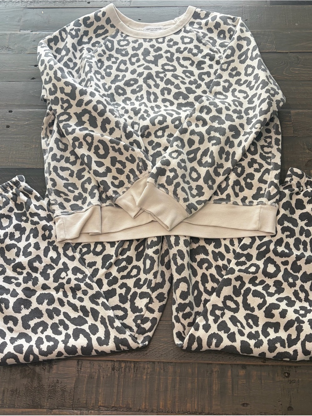 Grayson Threads Leopard Print Sweatshirt Jogger Set M/L Animal Print Lounge